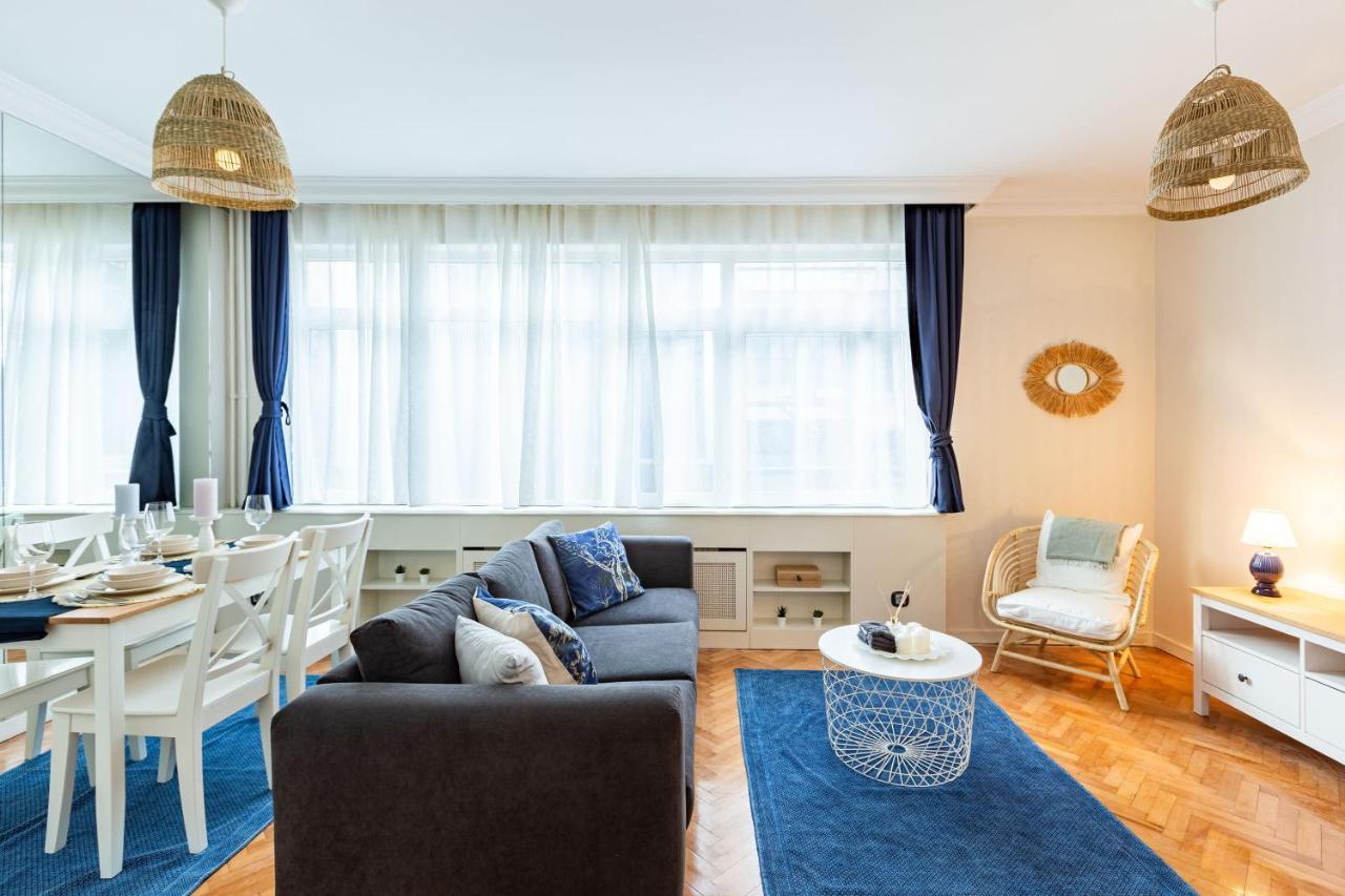 Flat With Excellent Location In Tesvikiye, Sisli Apartment Istanbul Exterior photo