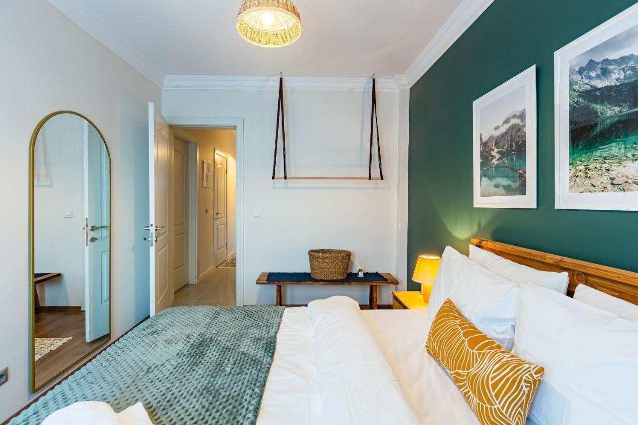 Flat With Excellent Location In Tesvikiye, Sisli Apartment Istanbul Exterior photo