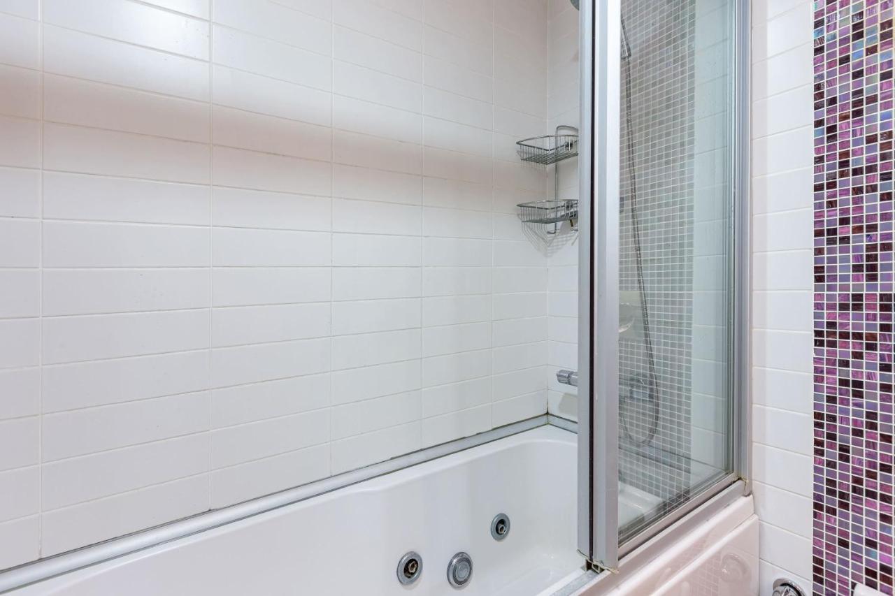 Flat With Excellent Location In Tesvikiye, Sisli Apartment Istanbul Exterior photo